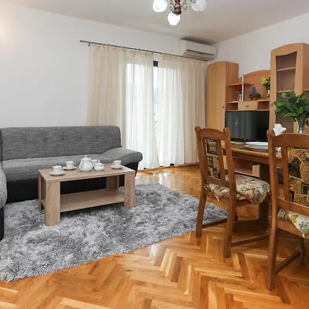 Zuvan Trogir