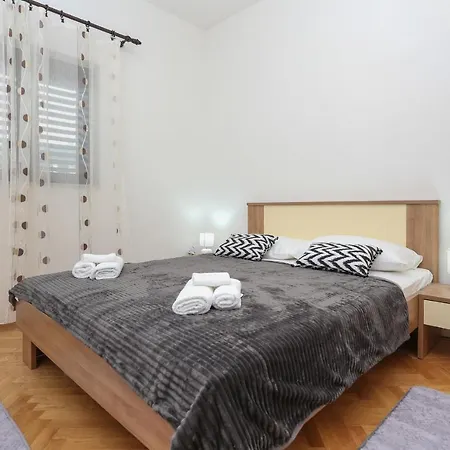 Zuvan Trogir